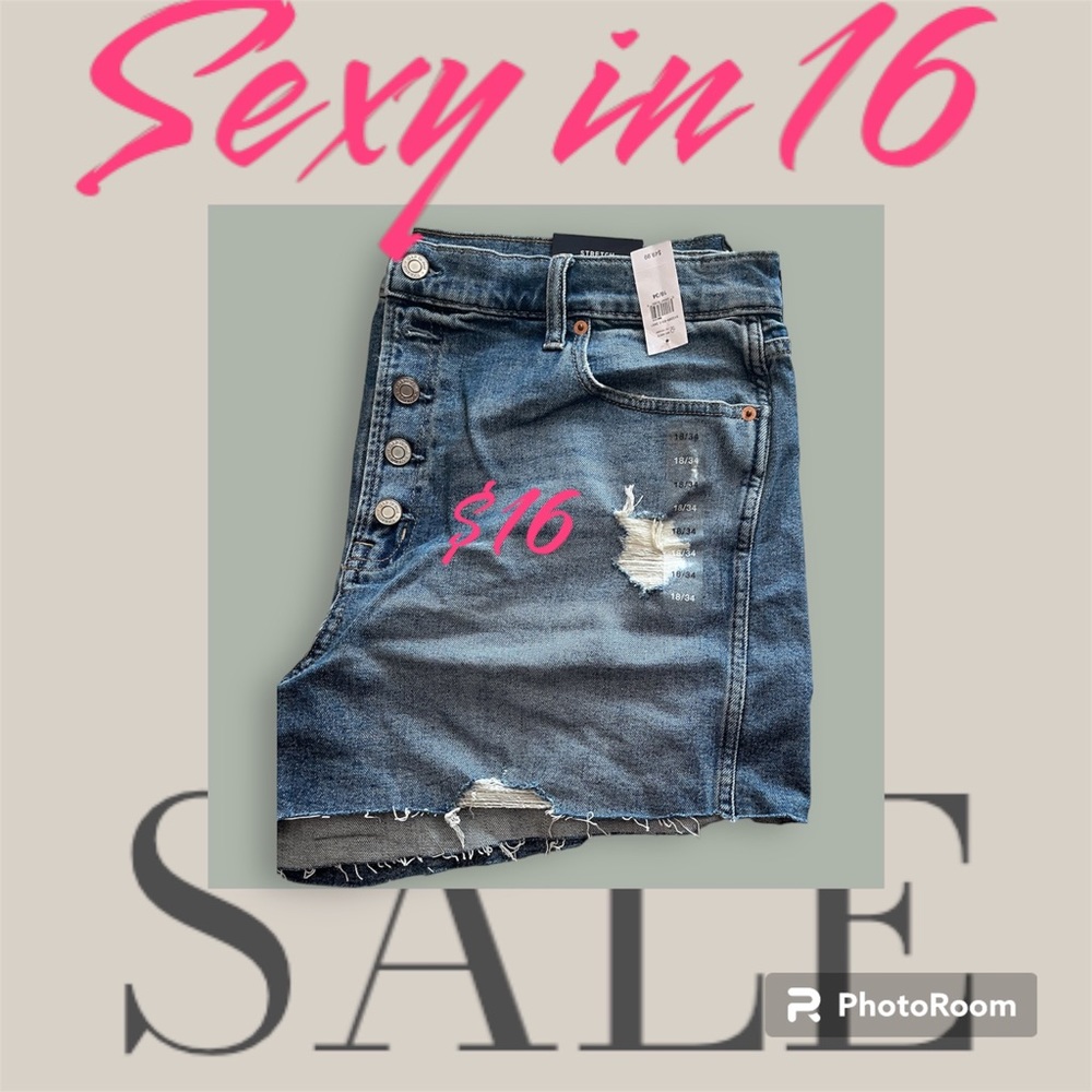 Size 18 GAP denim shorts